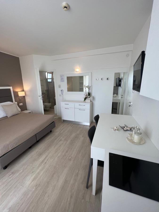 Apparthotel Ardea Riccione Dış mekan fotoğraf