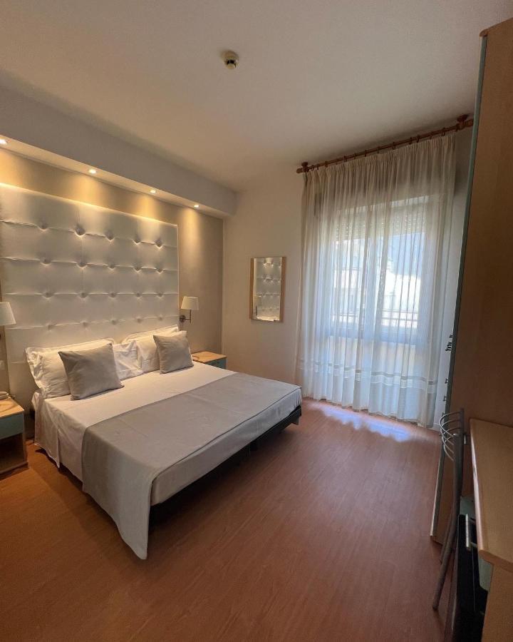 Apparthotel Ardea Riccione Dış mekan fotoğraf